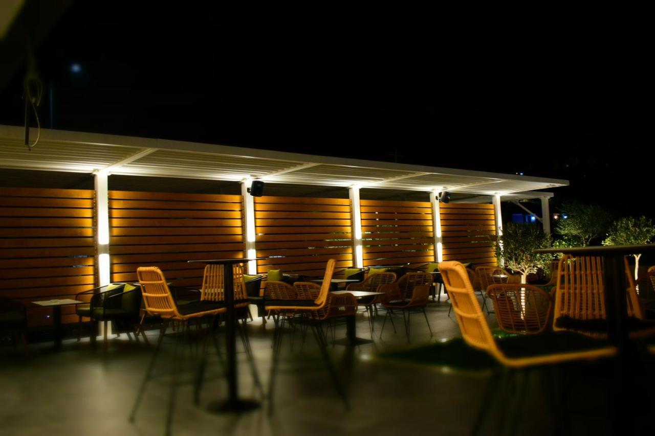 Bluepoint Hotel Tepelene Exteriör bild